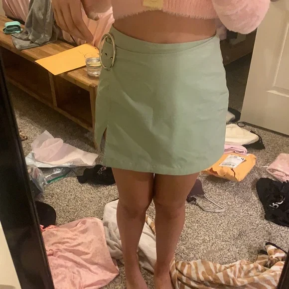 FOR LOVE & LEMONS
TALIA MINI SKIRT - Picture 5 of 7